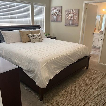 New Beautifully Remodeled Home In لاس فيغاس المظهر الخارجي الصورة