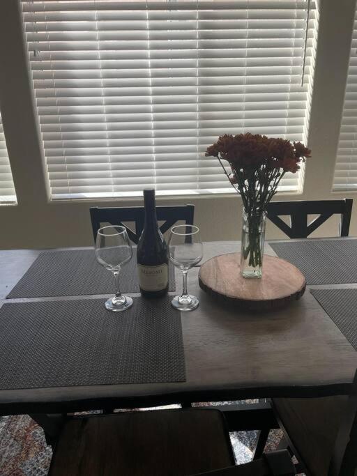 New Beautifully Remodeled Home In لاس فيغاس المظهر الخارجي الصورة
